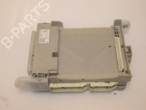 Used Fuse box TOYOTA IQ (_J1_) 1.0 (KGJ10_, KGJ10R) (68 hp) 15317081