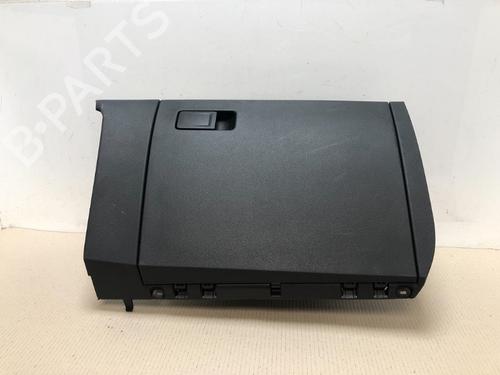 Used Glove box VW POLO VI (AW1, BZ1, AE1) 1.0 TSI (95 hp) 15347436