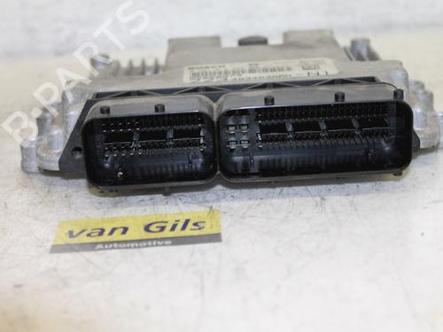 Used Engine control unit (ECU) Engine control unit (ECU) 15305943 15305943