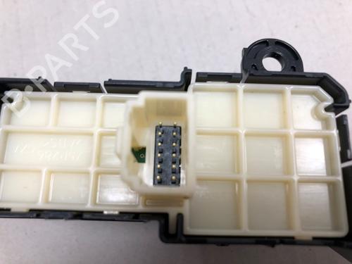 Switch TOYOTA YARIS (_P21_, _PA1_, _PH1_) 1.5 Hybrid (MXPH10, MXPH11) | BP37211987I30 - Image 5