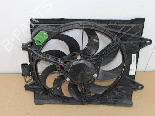 Used Radiator fan Radiator fan 15332250 15332250