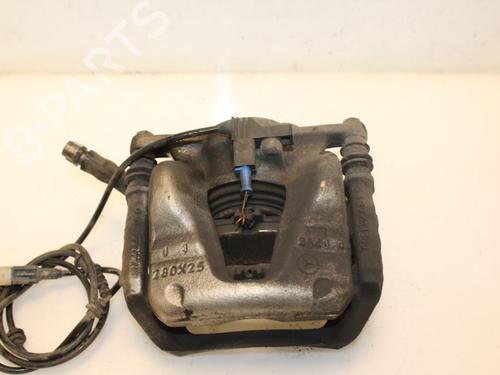 Used Right front brake caliper Right front brake caliper 15323412 15323412