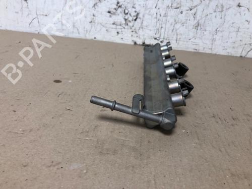 Injection rail PEUGEOT 108 1.0 VTi 72 | BP37213570M98 - Image 4