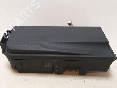 Used Fuse box Fuse box 16075268 16075268