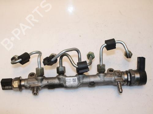 Used Injection rail Injection rail 15333095 15333095