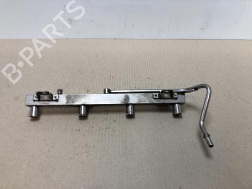 Used Injection rail Injection rail 15537124 15537124