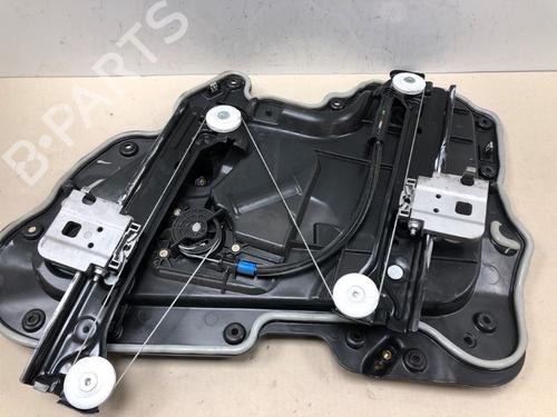 Rear left window mechanism TESLA MODEL 3 (5YJ3) EV Performance AWD | BP37207658C24 - Image 3