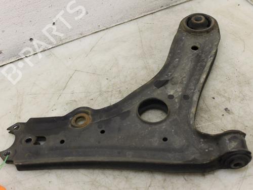 Used Left front suspension arm SEAT CORDOBA (6K1, 6K2) 1.4 16V (75 hp) 15302397