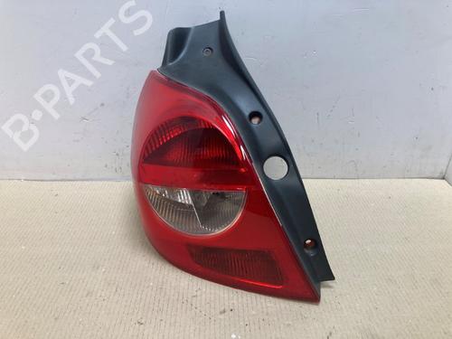 left-taillight-renault-clio-iii-br01-cr01-2005-2006-2007-2008-2009-2010-2011-2012-2013-2014-26903214 main image