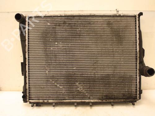 Used Water radiator Water radiator 15336895 15336895