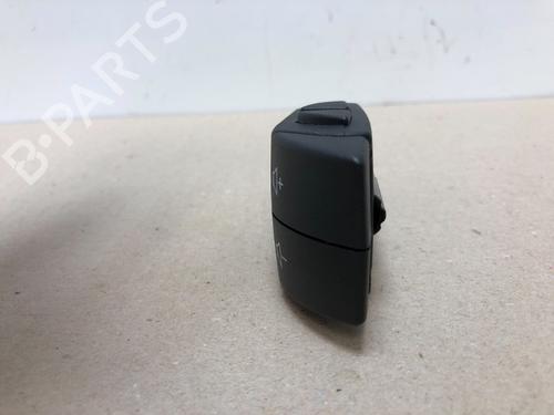 Steering wheel controls RENAULT CAPTUR I (J5_, H5_) 0.9 TCe 90 | BP24537111E15 - Image 2