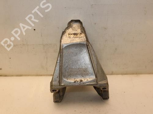 Used Engine mount Engine mount 15330414 15330414