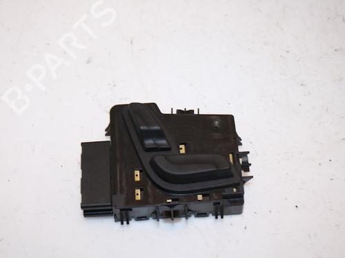 switch-mercedes-benz-e-class-w213-e-220-d-213004-a2059052802-2016-15332385 main image