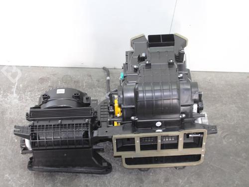 Used Heater matrix box Heater matrix box 15328706 15328706