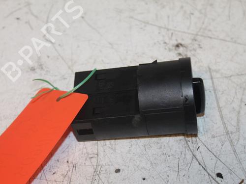 Used Headlight switch VW GOLF IV (1J1) 1.9 TDI (90 hp) 15307676