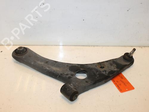 Used Right front suspension arm MITSUBISHI COLT VI (Z3_A, Z2_A) 1.3 (Z21A) (95 hp) 15316507
