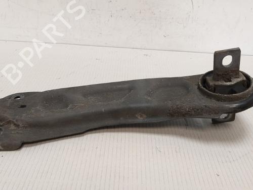 Venstre bagtil bærearm MERCEDES-BENZ E-CLASS (W211) E 200 Kompressor (211.042) (163 hp) 15532903