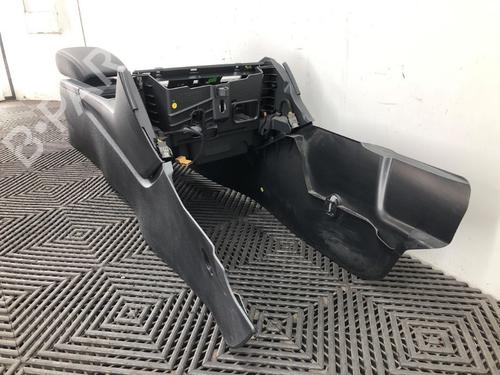 Middle console AUDI Q3 (F3B) 35 TFSI | BP37205654I22 - Image 2