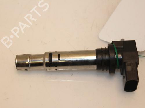 Used Ignition coil VW POLO (9N_, 9A_) 1.2 12V (64 hp) 15325287