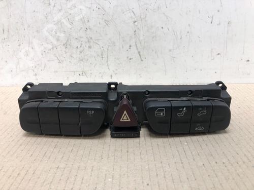 Used Warning switch Warning switch 15297583 15297583