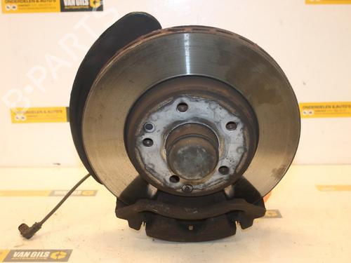 Left front steering knuckle MERCEDES-BENZ C-CLASS (W203) C 180 (203.035) | BP15312853M25 