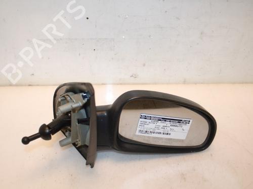 Used Right mirror Right mirror 15329455 15329455