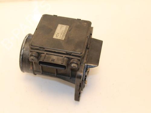 Used Mass air flow sensor MITSUBISHI CARISMA Saloon (DA_) 1.6 (DA1A) (90 hp) 15319413