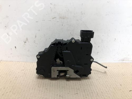 Used Front right lock Front right lock 15297418 15297418