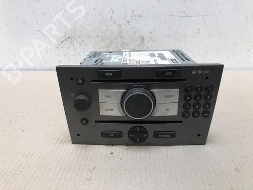 Used Radio OPEL SIGNUM Hatchback (Z03) 1.9 CDTI (F48) (150 hp) 15536795