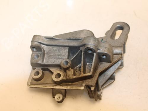 Used Engine mount Engine mount 15829409 15829409