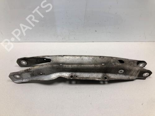 venstre-bak-brearm-mercedes-benz-a-class-w177-2018-37211298 main image