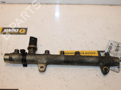 Used Injection rail Injection rail 15313363 15313363