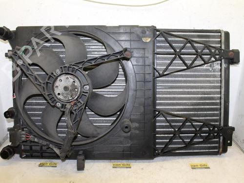 Used Radiator fan Radiator fan 15306122 15306122