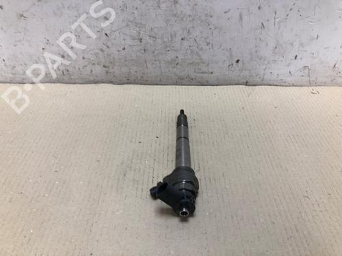 Spreder / Dyse Spreder / Dyse VW TOURAN (5T1) 2.0 TDI (150 hp) 37211001 37211001