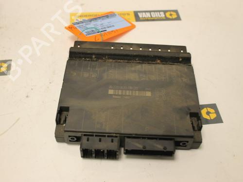 Used Comfort control module MERCEDES-BENZ S-CLASS (W220) S 320 (220.065, 220.165) (224 hp) 15309883