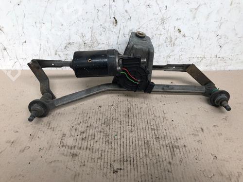 Used Front wipers mechanism PEUGEOT 206 Hatchback (2A/C) 1.4 i (75 hp) 15299234