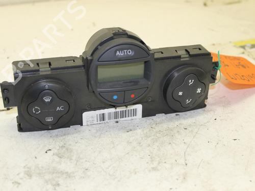 Used Climate control Climate control 15300988 15300988