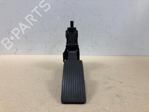 pedal-mercedes-benz-cla-shooting-brake-x118-cla-180-d-118603-a1773001800-2019-22430944 main image