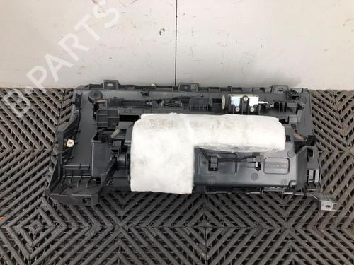 Glove box TESLA MODEL 3 (5YJ3) EV Performance AWD | BP37209633C95 - Image 4