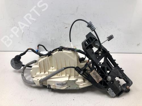 rear-left-lock-mercedes-benz-s-class-w221-v221-2005-2006-2007-2008-2009-2010-2011-2012-2013-37213335 main image