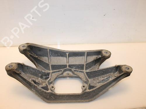 Used Gearbox mount Gearbox mount 15318373 15318373