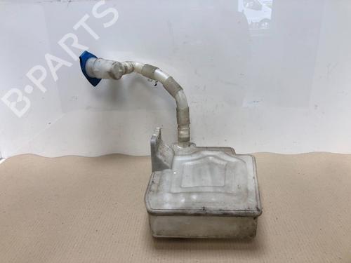 Windscreen washer tank VW CADDY III Box Body/MPV (2KA, 2KH, 2CA, 2CH) 2.0 SDI | BP15537221C113