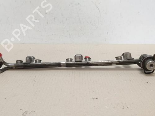Used Injection rail Injection rail 15532306 15532306