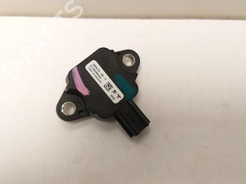 Elektronisk modul TESLA MODEL S (5YJS) 90D AWD (422 hp) 15339092