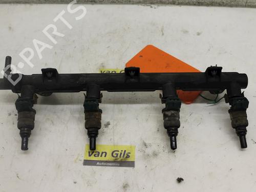 Used Injection rail Injection rail 15305567 15305567