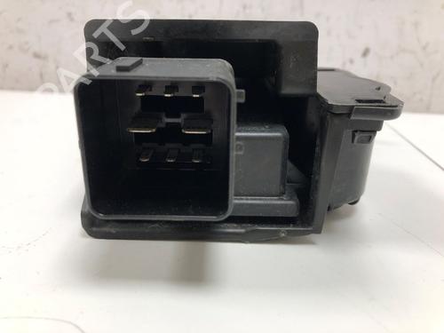 Switch PEUGEOT 2008 I (CU_) 1.2 THP 110 / PureTech 110 | BP37208419I30 - Image 5