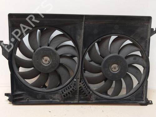 Used Radiator fan Radiator fan 15531444 15531444