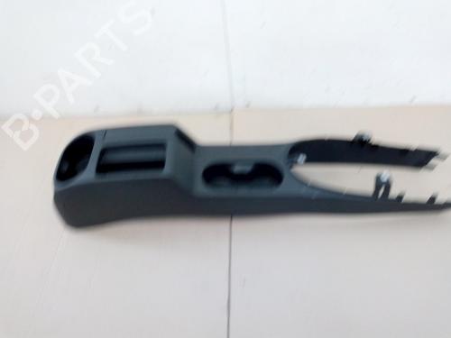 Used Middle console Middle console 15336835 15336835