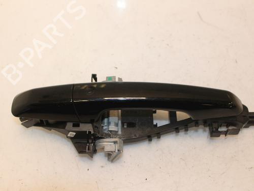 Używane Klamka zewnętrzna drzwi tylnych prawych LAND ROVER RANGE ROVER IV (L405) 3.0 TDV6 4x4 (258 hp) 15330207