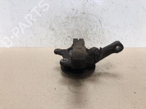 Used Left front steering knuckle RENAULT CLIO II (BB_, CB_) 1.2 16V (BB05, BB0W, BB11, BB27, BB2T, BB2U, BB2V, CB05,... (75 hp) 15533778